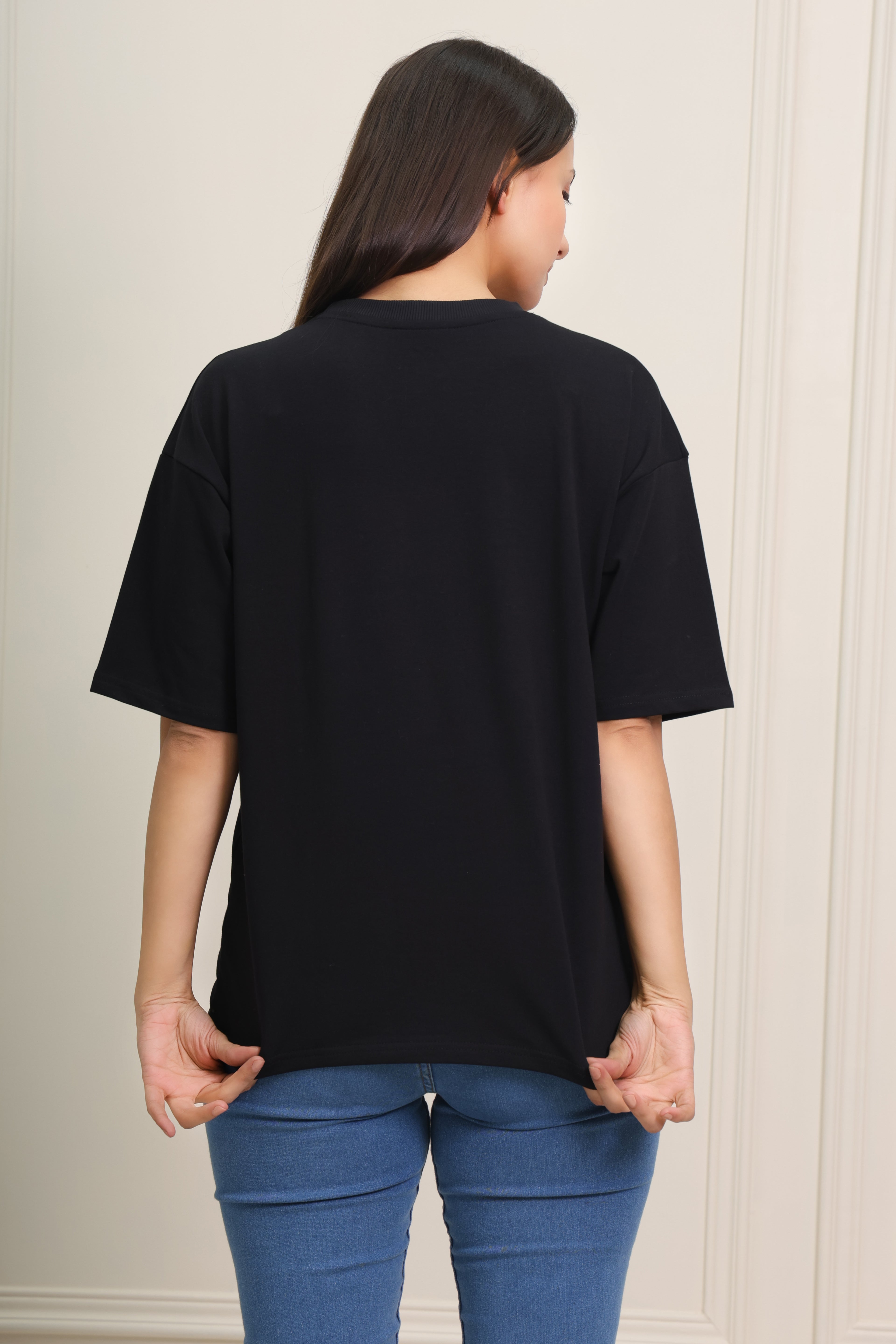 Cute Astronaut Graphic Oversized Black T-Shirt for Women